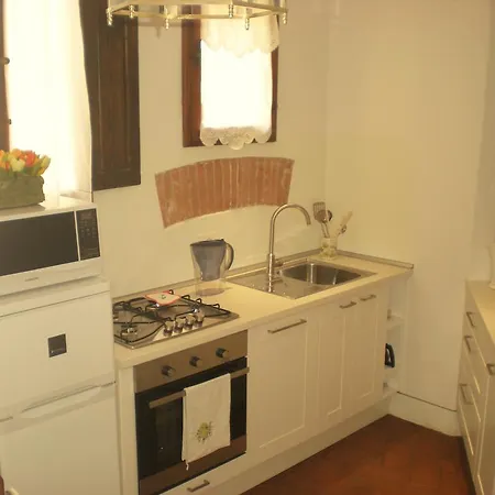 Apartament Short Lets *